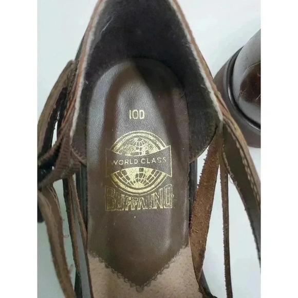 Vintage World Class Buffalind Leather Strappy Sandals Women's Size 10 Y2K - Picture 7 of 9